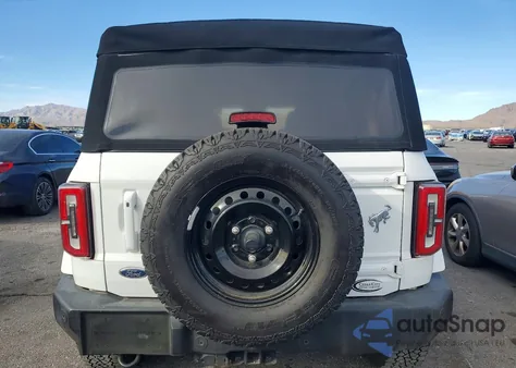 2022 Ford Bronco Base из США, поврежденный, VIN 1FMEE5BP5NLB36754